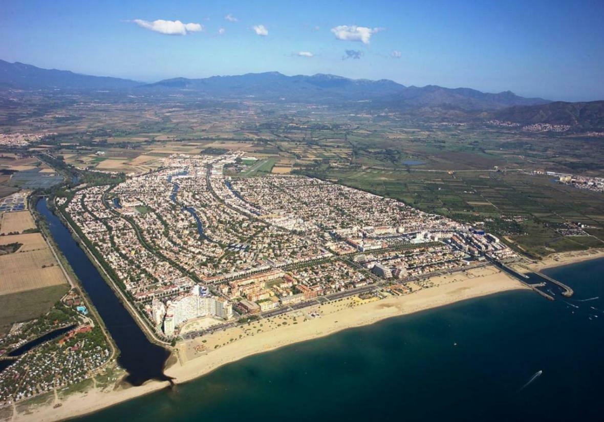 Holidays P14 Sea View Empuriabrava Exterior foto